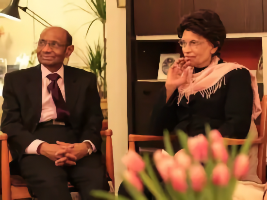 Jagdish Saminaden and Bella Saminaden (February 2010)|550